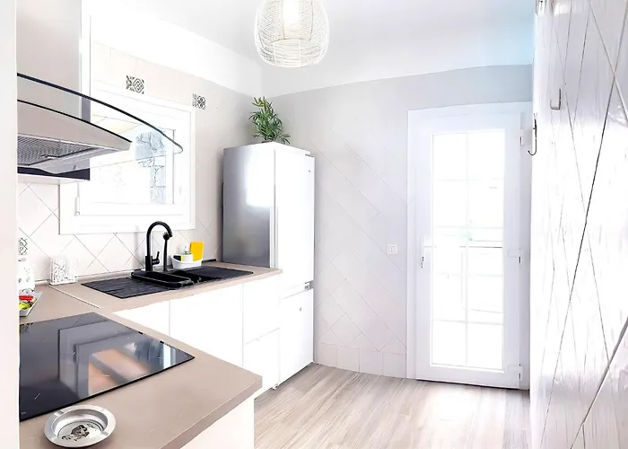 فيلة Descansa With Private Pool, Air-conditioning, Sea View, Smart-tv Wifi