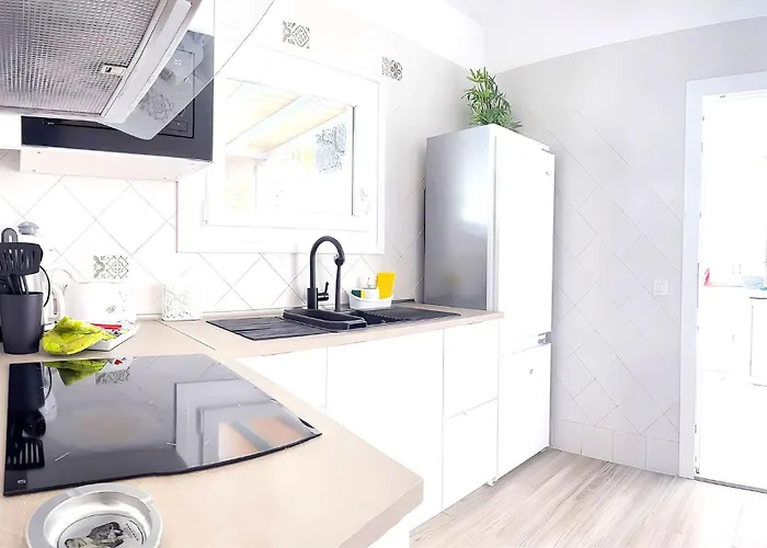 فيلة Descansa With Private Pool, Air-conditioning, Sea View, Smart-tv Wifi