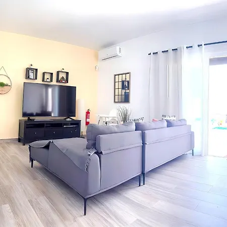 Descansa With Private Pool, Air-conditioning, Sea View, Smart-tv Wifi *