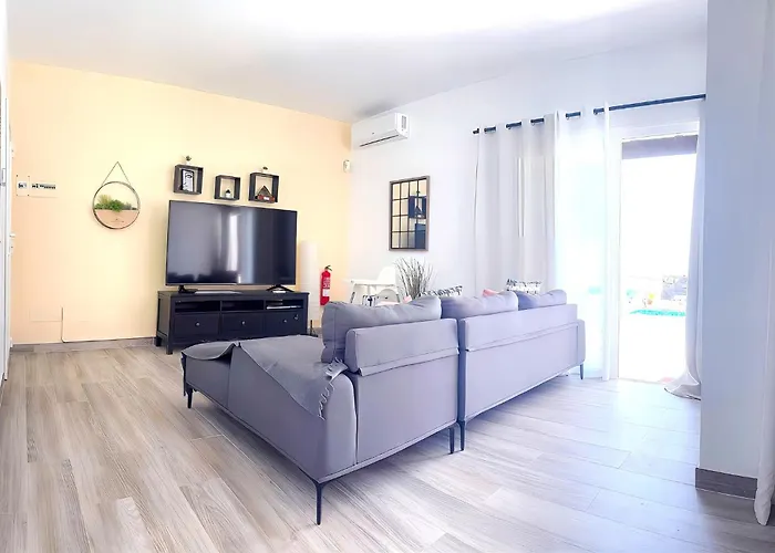 Descansa With Private Pool, Air-conditioning, Sea View, Smart-tv Wifi *